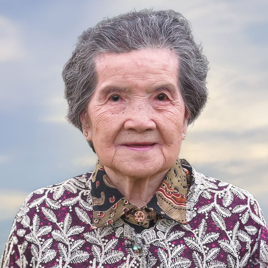 許丁佩芳